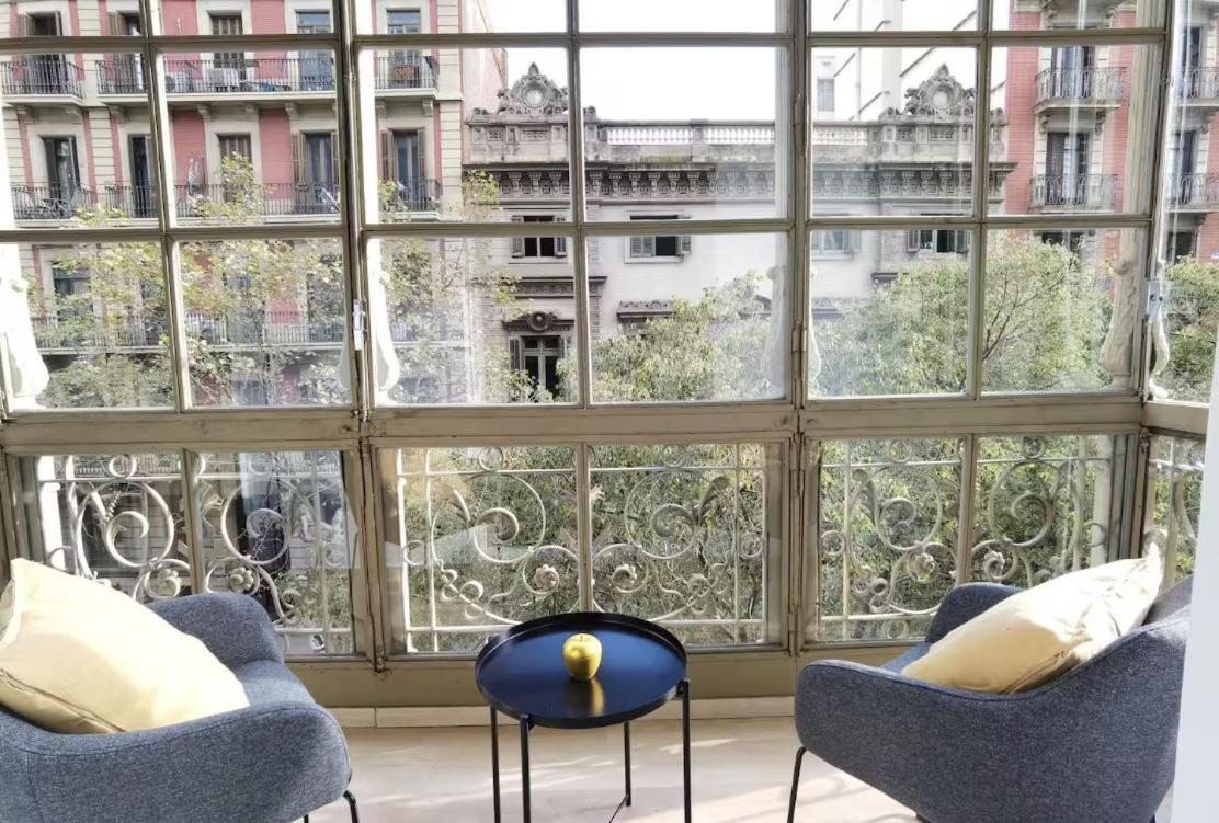 M&E Agency Apartments Valencia 277 By Marta And Emanuele Барселона Екстериор снимка